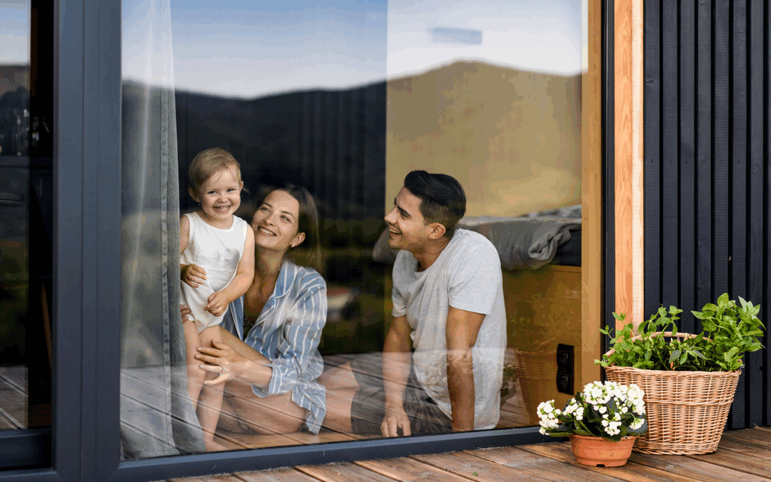 Comment bien choisir votre vitrage à La Réunion ? SOREMIR vous conseille pour un confort thermique et énergétique optimal !